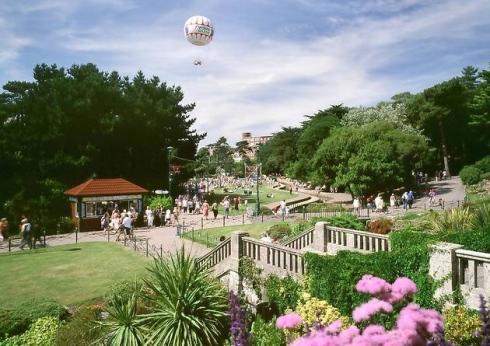 Spring Garden Hotel Борнмът Екстериор снимка